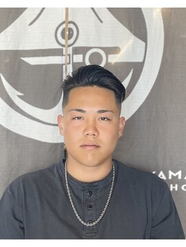 フジヤマバーバーショップ エビス(FUJIYAMA BARBER SHOP ebisu) オールバックフェードスタイル【ebisu】