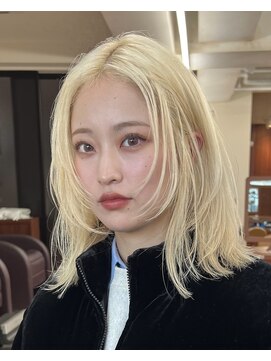 スタニング 渋谷(STUNNING.) レイヤー/ボブ/ケアブリーチ/ダブルカラー/ハイトーン【修】