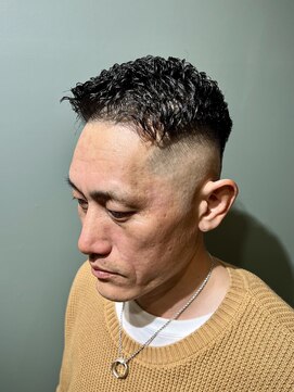 スタンドバーバー 柏(STAND BARBER) スペインカール/韓国マッシュ/スパイキーショート/柏