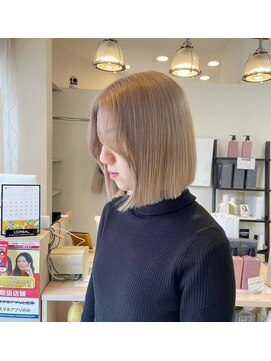 アトリエシルク 大宮店 ハイトーンボブ