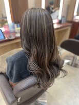 ソルチュナ 衣笠(SOLTUNA)&nbsp;ナチュラルハイライト　【Soltuna衣笠　東海林　奈美】