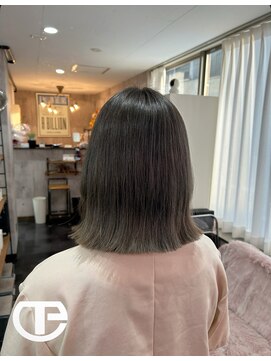 トゥーミー(to mee) オリーブグレージュ♪【新田】