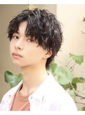 ツイストスパイラル波巻きスパイラルパーマセンターパートウルフ