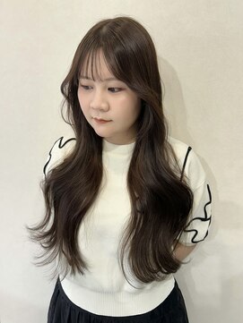 ミラ(MIRA) 韓国風スタイル／レイヤーカット／シースルーバング