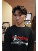 メンズセンターパート刈り上げ眉毛カット韓国ヘアブラウンカラー