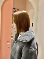 ヒビヲ(HIBIO) 切りっぱなしボブタッセルボブダブルカラーハイライトグレージュ