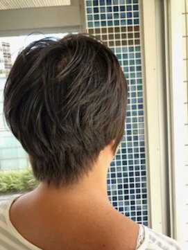 スタジオ アルファプラス 日暮里店(studio α+) フォギーベージュ×ベリーショート♪