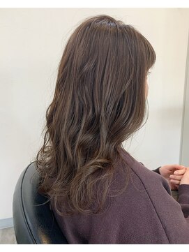 イズミ(izumi) ロング Style  アッシュシルバー