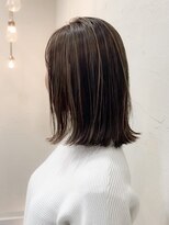 ノラ ウメダ(NORA UMEDA)&nbsp;【NORA UMEDA 高木】外ハネボブとコントラストハイライト