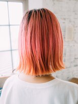 ヘアアンドリラクゼーション シャッセ(Hair&Relaxation SASE)&nbsp;ピンク×ぱつっとボブ