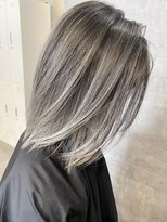 リア 近鉄八尾店(Lia)&nbsp;バレイヤージュ/ホワイトベージュ