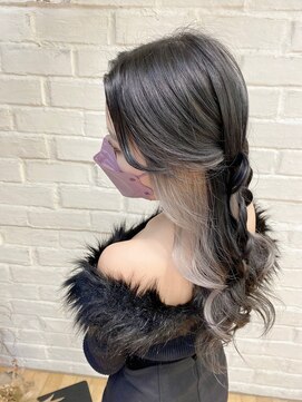 ジイジイ 宇多津店(GIGI) ホワイトシルバー