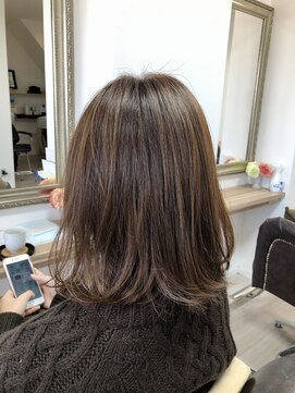 ユア ヘアー ルーム(Your Hair ROOM) ミディアムボブ