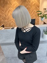 リズ(Li’s)&nbsp;ホワイト/ボブ/まとまるボブ/ホワイトボブ