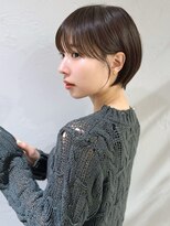 アンド ストーリーズ(&STORIES)&nbsp;前髪あり耳掛け丸みくびれ大人ショートボブ20代30代40代50代＊