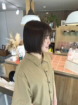 フィーロ(filo)&nbsp;レイヤーボブ、オリーブブラウン