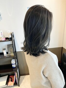 レオ(LEO) ハイライト　ブルージュ