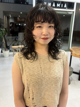 エマン(AIMANT) レイヤーパーマ