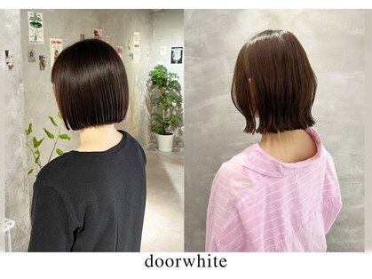 ドアホワイト(door white)の写真