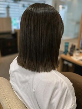 フリップビーアヴェダ(FLIP B AVEDA) 本八幡×ナチュラルストレート×美髪ケア×ミディアムボブ