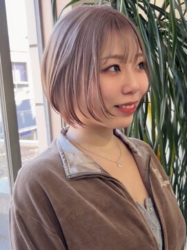 サンチャサロン(sancha salon) ミルクティーカラーにワンポイント