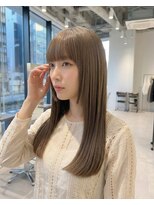 ハーツオオサカ(HE:ARTS OSAKA)&nbsp;ブロンドがかわいい韓国ハッシュカット