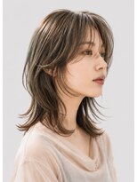 ピーエムヘアー(PM hair)&nbsp;ミントベージュ系のレイヤーカット、