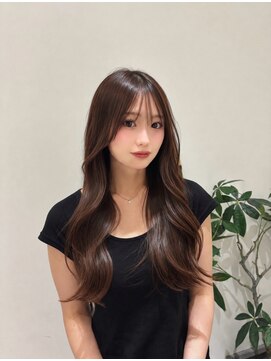 ジーナ 福岡天神(Zina) 流れやすい顔周りカット&カラートリートメント