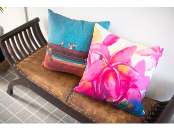 コアヘア(COREHAIR)の写真/西海岸をモチーフにした時間を忘れる程のリラックスできる空間が人気です。サロンタイムをお寛ぎ下さい。