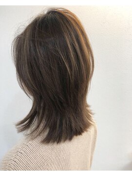 ステア メゾン(stir maison) イルミナカラー ミディアムレイヤー MAKOTO