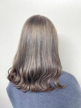 バブルス 所沢店(BUBBLES) 透け感ホワイトアイスラテ