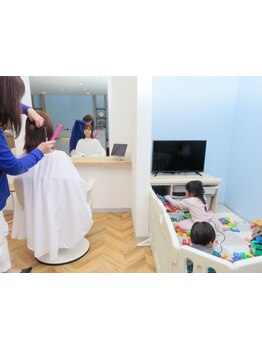 キッズスペースあり♪お子様と一緒でもプライベート空間だから周りを気にせずゆっくり寛げる…。