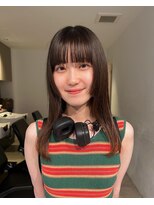 ナループロアツム(Nalu pu loa Tsum)&nbsp;ロングレイヤー/顔まわりぷつっとカット/ナチュラルストレート