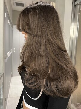 サイン 表参道(SIGN) イヤリングカラーマッシュウルフツヤ髪スタイルブルージュ