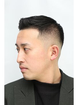 カーウォッシュバーバー(CARWASH BARBER) スキンフェードバーバースタイル