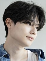 センターパート毛流れニュアンスパーマコンマヘアガイルヘア韓国