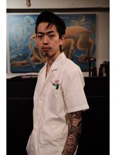 エーピーティートアウエスト(APT. TOR WEST) 賀本 泰我