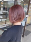 ピンクベージュ×ボブカット