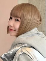 ソル ジングウマエ(SOL JINGUMAE) ハイトーンカラー切りっぱなしミディアムペールピンクベージュ★