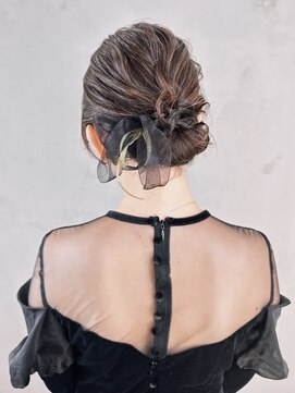 アイティーバイアルバム 八王子店(IT by ALBUM) おくれ毛前髪カット顔周りレイヤーロング_ba540544