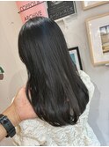 大人の艶めきダークヘア