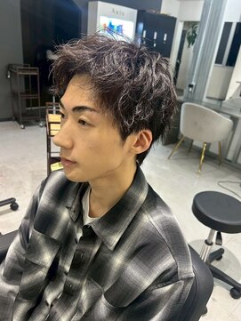 メンズサロン キング 心斎橋店(Men’s salon K!ng) 波巻きツイストスパイラルパーマ/フェザーパーマ/眉毛/メンズ
