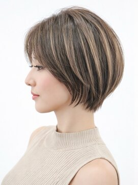 フラッグ バイ ヘッドライト 名古屋金山店(FLAG by HEADLIGHT) 韓国風レイヤー/外ハネくびれ/ショートレイヤー/ぱっつん前髪