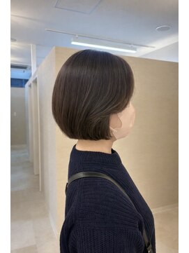 エクラート リュミ 千葉駅前店(ECLART Lumi) 上品な大人ボブ