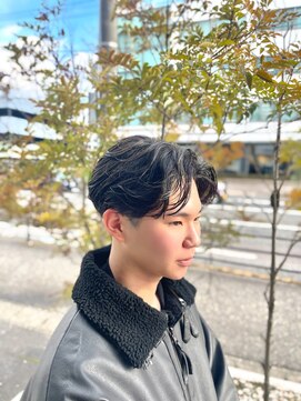 アレーズバイベニボンズ(Alaise by Beni,Bond's) ニュアンスセンターパートパーマ