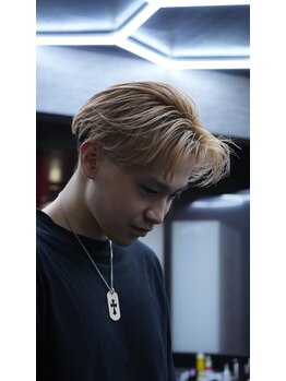 ロイヤル(Royal)の写真/メンズバレイヤージュ、ホワイトメッシュ確かなブリーチ技術を提供します！