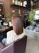 アオイ(Aoi)&nbsp;髪質改善トリートメントで扱いやすく♪まとまり艶髪ミディアム