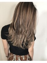 ホットリップ(Hot Lip)&nbsp;外国人風カラー バレイヤージュ