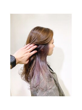 アズール 草加(azule) ブリーチ一回で作るインナーカラー