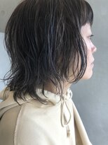 アルティスコ(artisco) ミディアム ウルフ